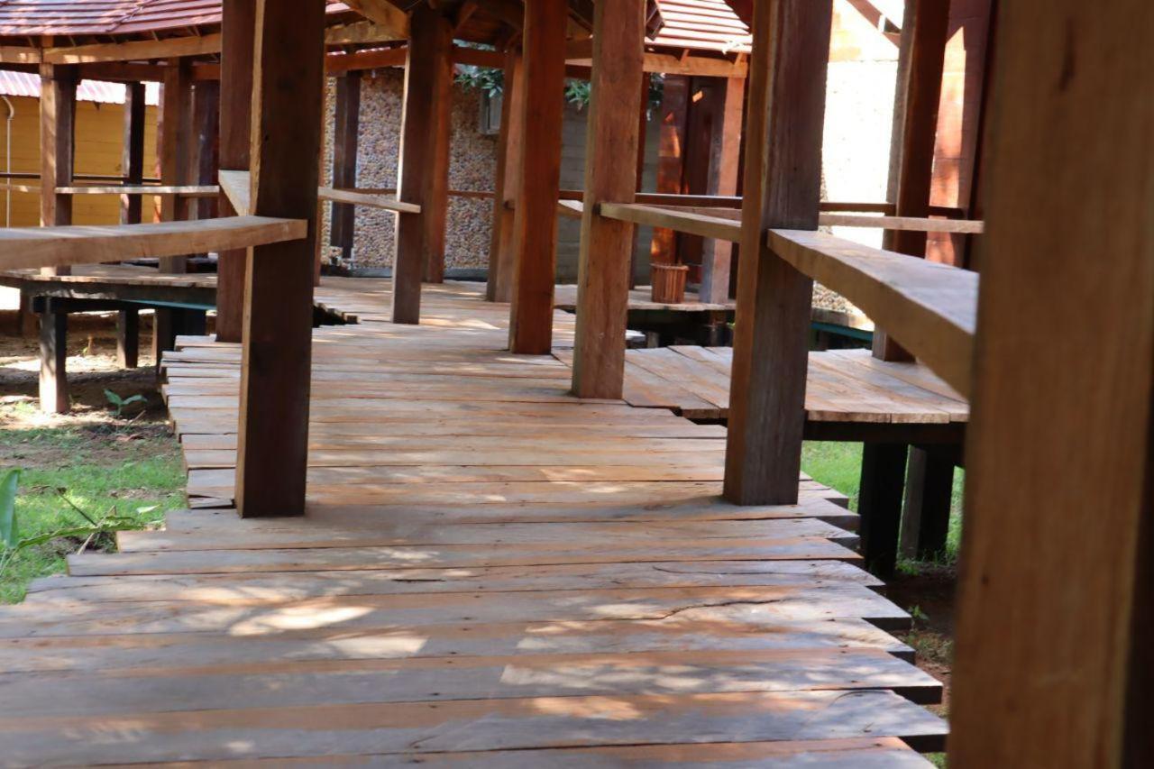 Stung Treng Resort Stoeng Treng Экстерьер фото